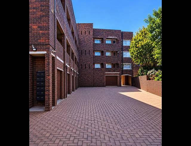 2 BEDROOM APARTMENT FOR SALE IN CROYDON